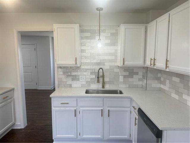 7923 James A Reed Road, Kansas City, MO 64138