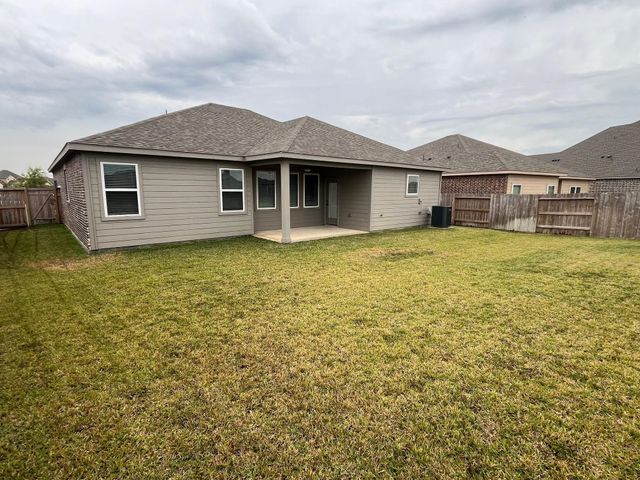 1927 June Lake Lane, Iowa Colony, TX 77583