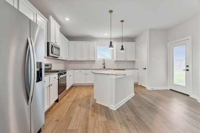 1927 June Lake Lane, Iowa Colony, TX 77583