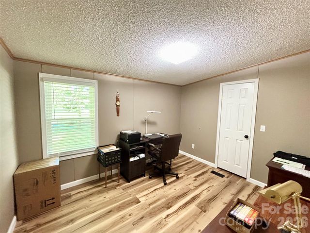 236 Riverwind Drive, Hendersonville, NC 28739