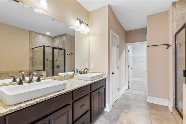 427 Alderwood Street, Atlanta, GA 30328