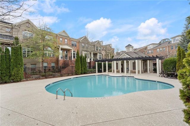 427 Alderwood Street, Atlanta, GA 30328