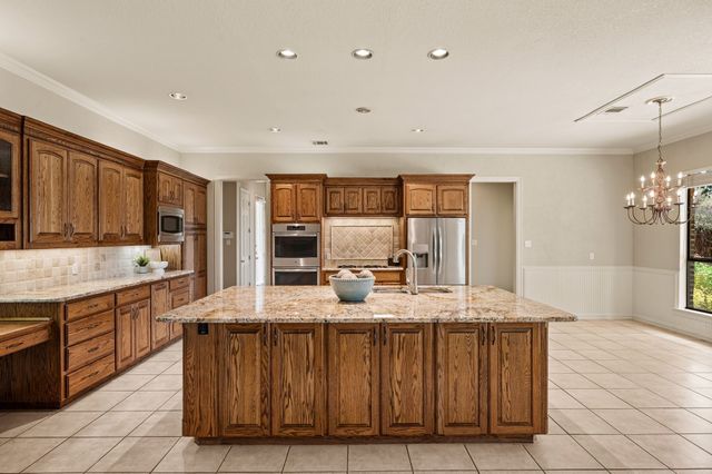 1111 Calais Drive, Southlake, TX 76092
