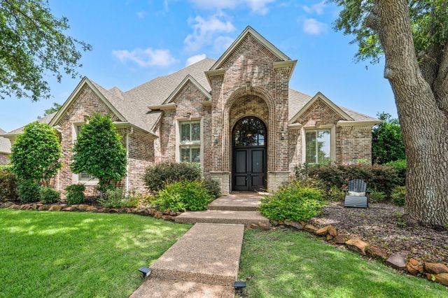 1111 Calais Drive, Southlake, TX 76092
