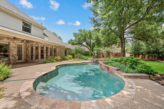 1111 Calais Drive, Southlake, TX 76092