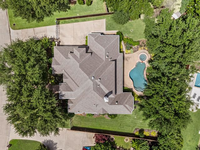 1111 Calais Drive, Southlake, TX 76092