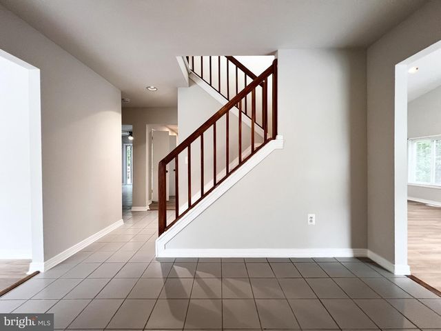 10901 BROAD GREEN TER, Rockville, MD 20854