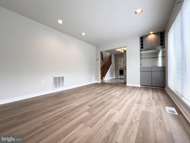 10901 BROAD GREEN TER, Rockville, MD 20854
