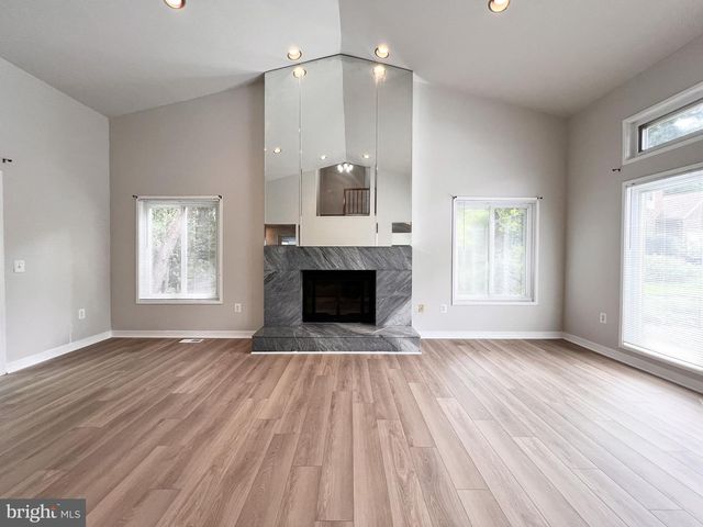 10901 BROAD GREEN TER, Rockville, MD 20854