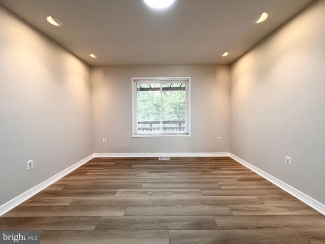 10901 BROAD GREEN TER, Rockville, MD 20854