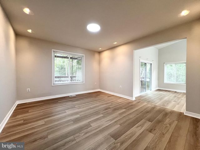 10901 BROAD GREEN TER, Rockville, MD 20854
