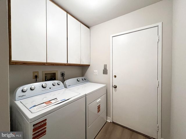 10901 BROAD GREEN TER, Rockville, MD 20854