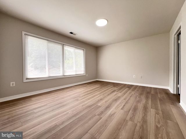 10901 BROAD GREEN TER, Rockville, MD 20854