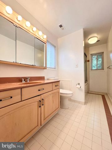 10901 BROAD GREEN TER, Rockville, MD 20854