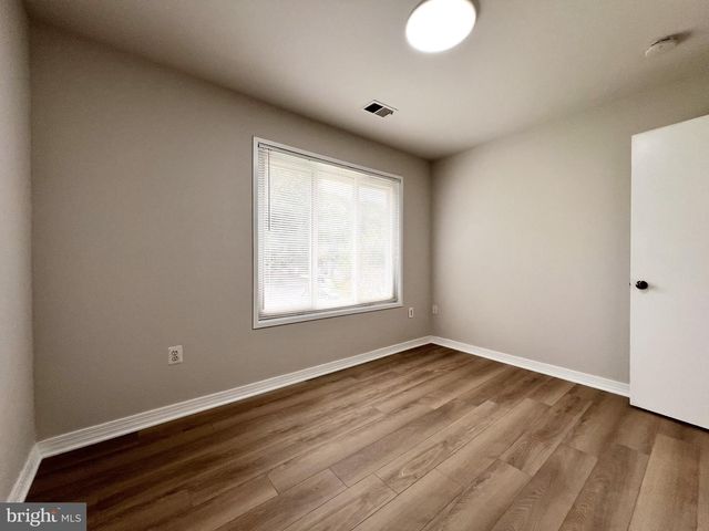 10901 BROAD GREEN TER, Rockville, MD 20854