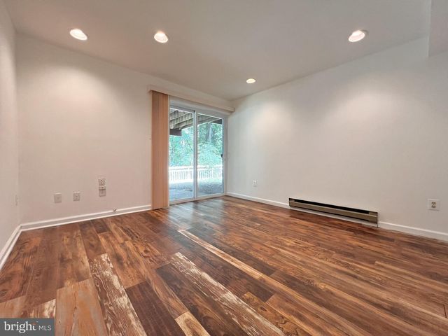10901 BROAD GREEN TER, Rockville, MD 20854