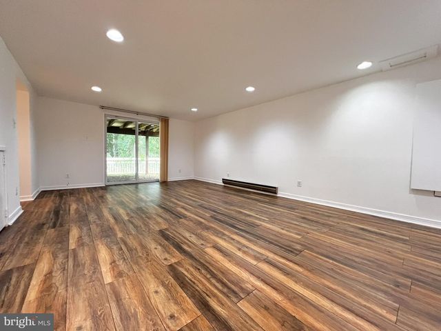 10901 BROAD GREEN TER, Rockville, MD 20854
