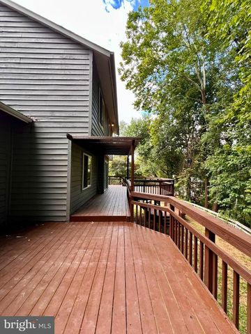 10901 BROAD GREEN TER, Rockville, MD 20854
