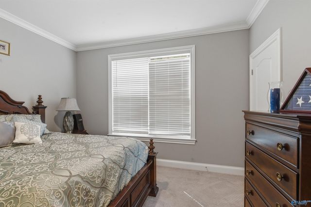 1525 Willow Beach Road, Guntersville, AL 35976