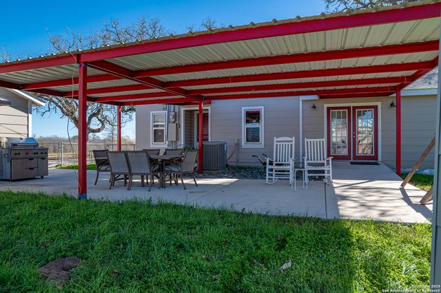 2974 FM 467, Seguin, TX 78155
