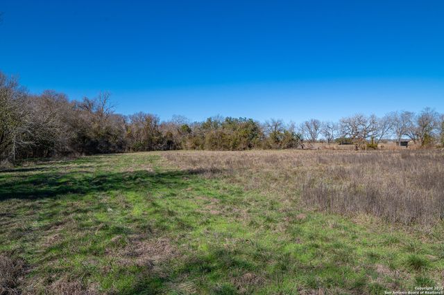 2974 FM 467, Seguin, TX 78155