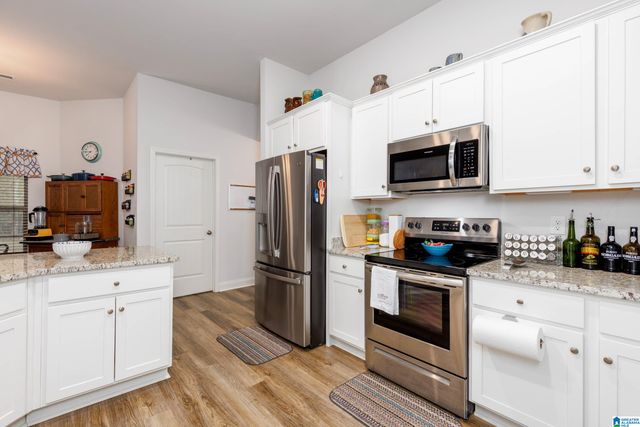 893 BARKLEY DRIVE, Alabaster, AL 35007