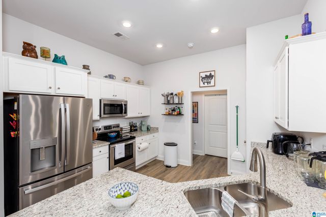 893 BARKLEY DRIVE, Alabaster, AL 35007