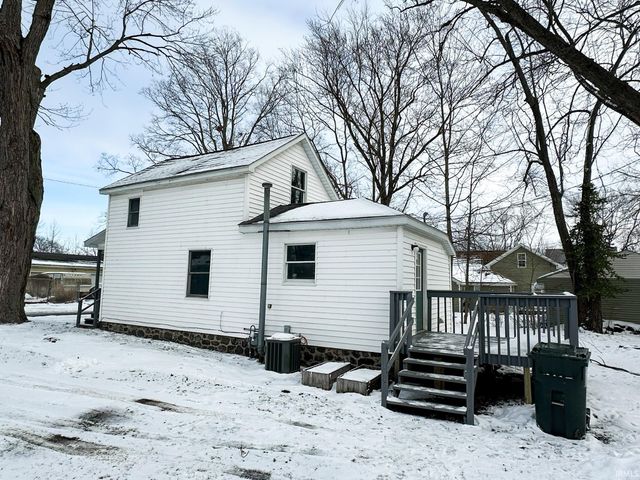 909 W Garro Street, Plymouth, IN 46563