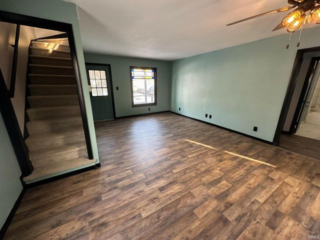 909 W Garro Street, Plymouth, IN 46563