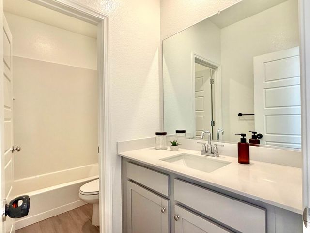 7293 Dorstone Way, Sacramento, CA 95829