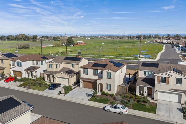 7293 Dorstone Way, Sacramento, CA 95829