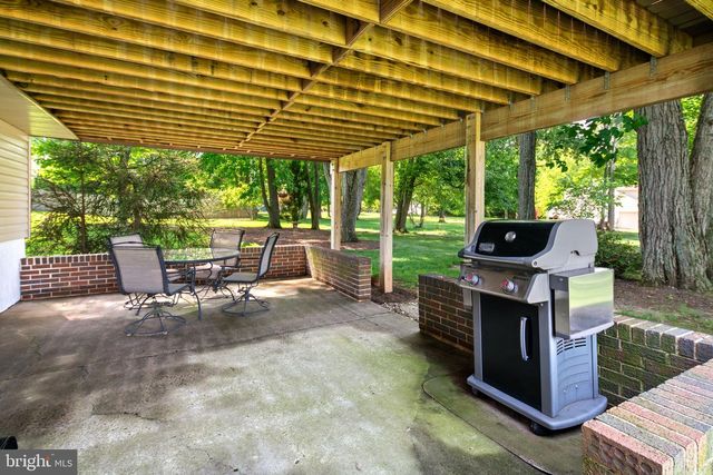 113 ACORN PL, North Wales, PA 19454