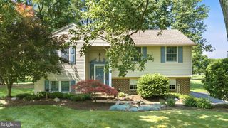 113 ACORN PL, North Wales, PA 19454