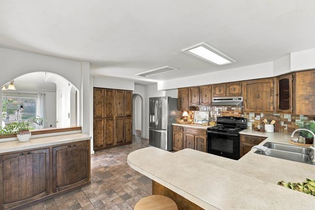 4018 N Ash St, Spokane, WA 99205