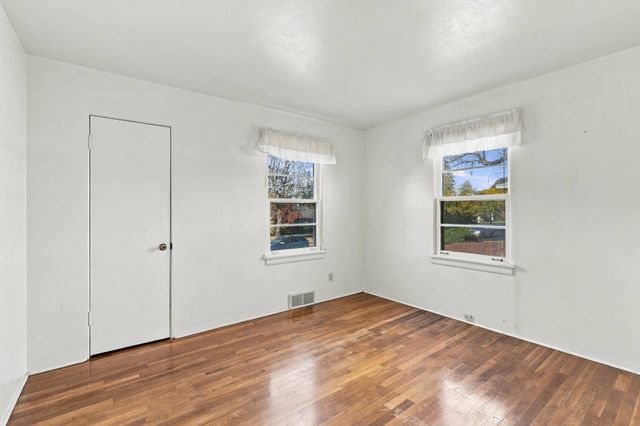 4018 N Ash St, Spokane, WA 99205