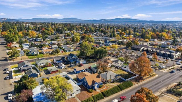 4018 N Ash St, Spokane, WA 99205