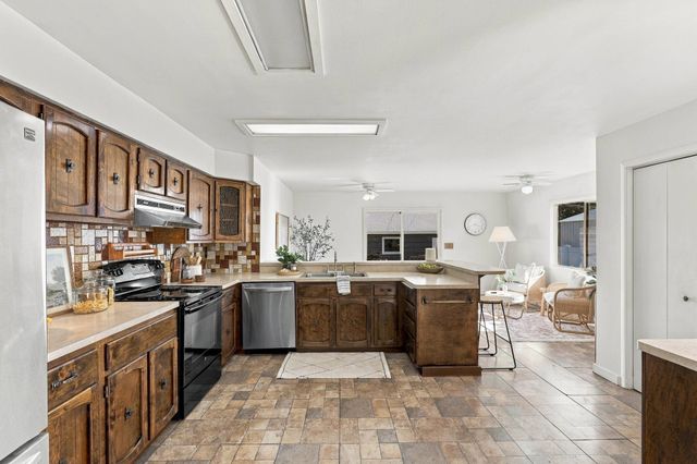4018 N Ash St, Spokane, WA 99205