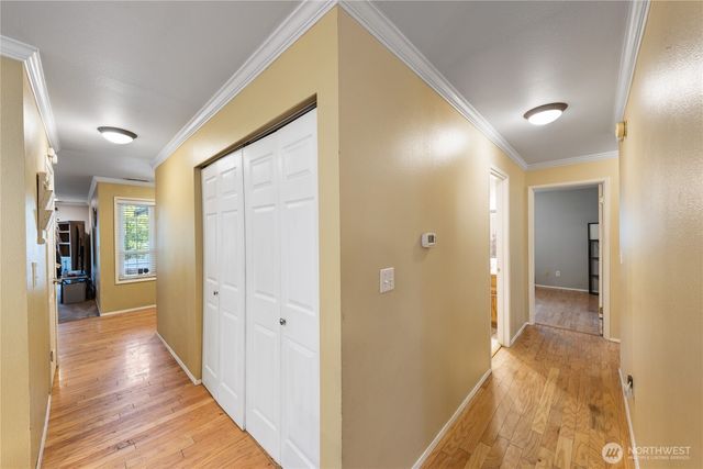 625 NW Mizzen Drive, Oak Harbor, WA 98277