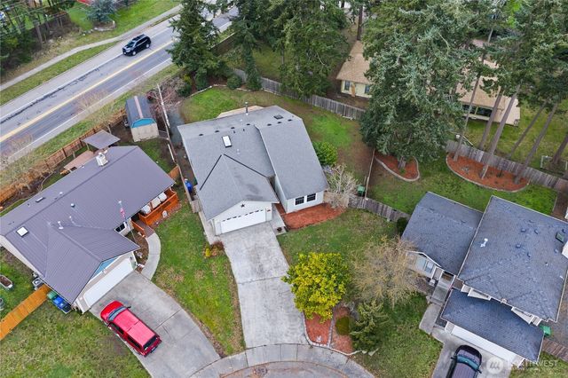 625 NW Mizzen Drive, Oak Harbor, WA 98277