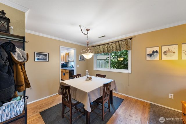 625 NW Mizzen Drive, Oak Harbor, WA 98277