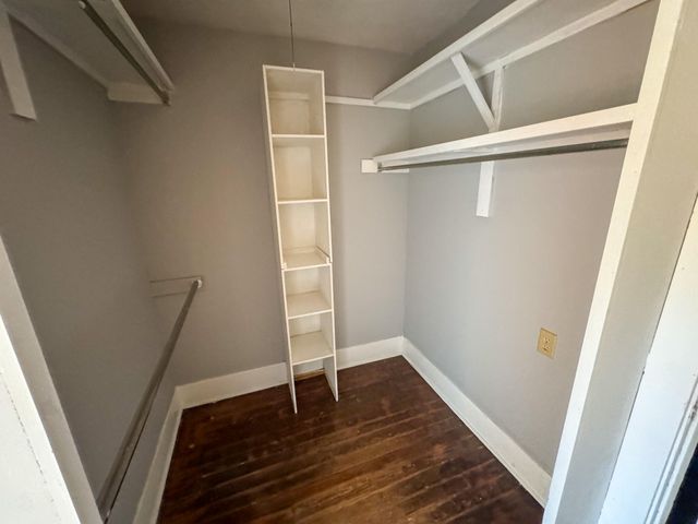 2106 W Webster Street, Springfield, MO 65802