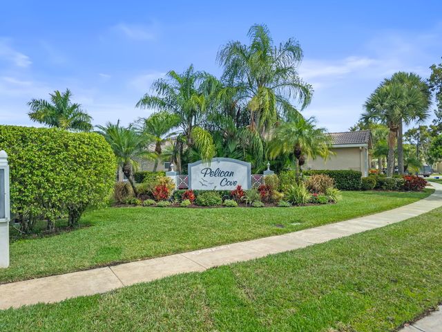 9211 Clipper Circle, West Palm Beach, FL 33411