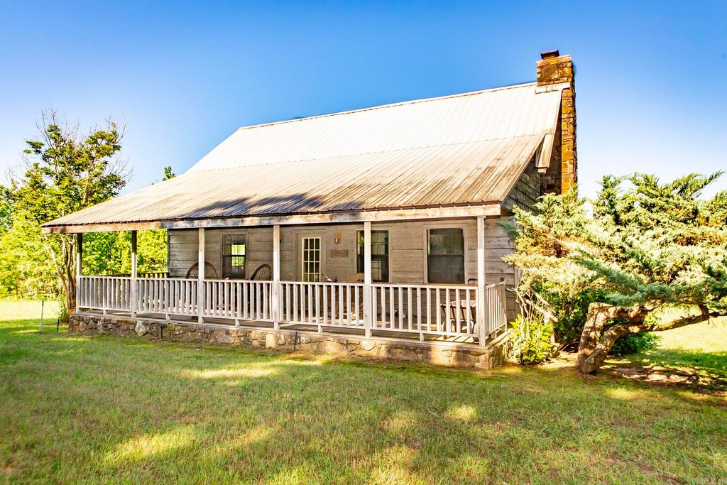 313 Cone Lane, Crabtree, AR 72031