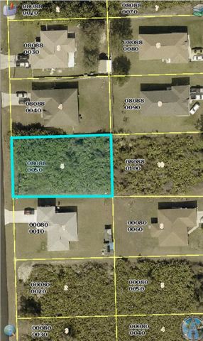 6006 Flora Avenue N, Lehigh Acres, FL 33971