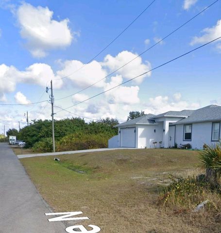 6006 Flora Avenue N, Lehigh Acres, FL 33971
