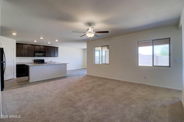 482 W WHITETAIL Drive, Casa Grande, AZ 85122