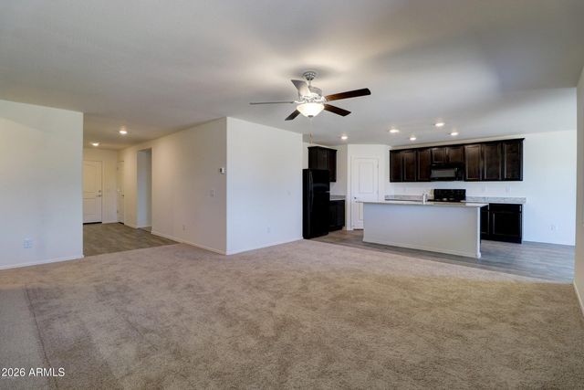 482 W WHITETAIL Drive, Casa Grande, AZ 85122