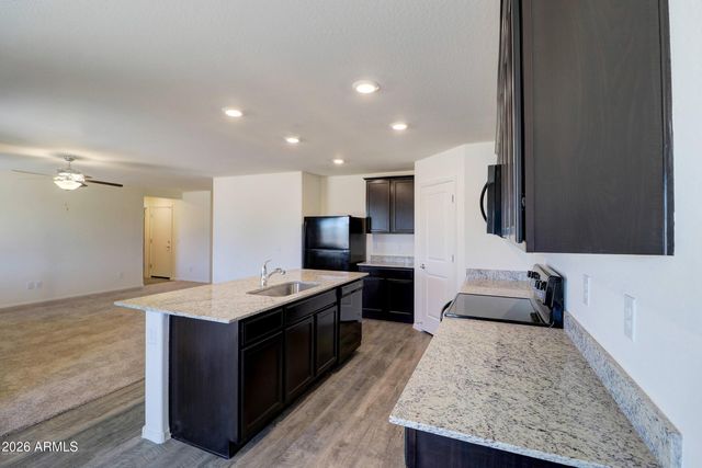 482 W WHITETAIL Drive, Casa Grande, AZ 85122