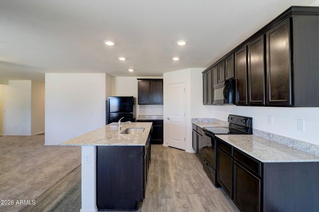 482 W WHITETAIL Drive, Casa Grande, AZ 85122