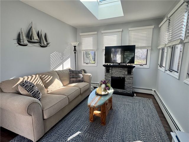 10 Parsley Lane, Narragansett, RI 02874